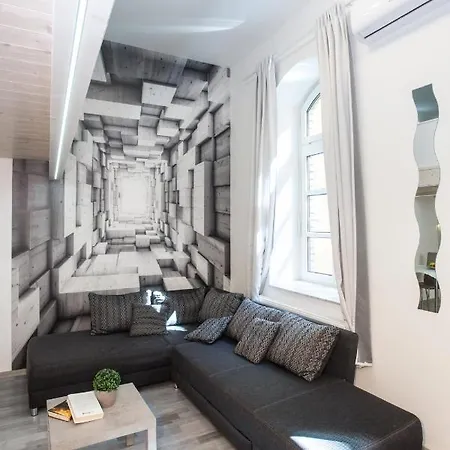 Aradi Apartment
