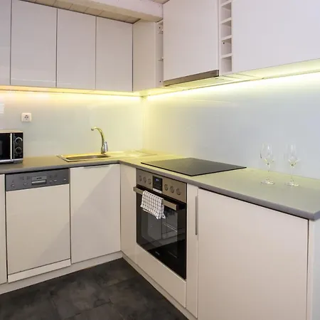 Apartment Aradi *